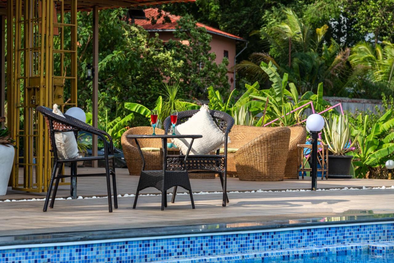 Saffronstays Vyom Farms Карджат Екстериор снимка